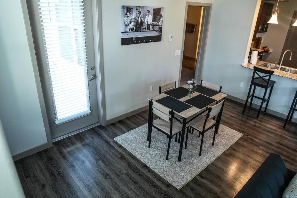 Beautiful Townhome With Garage In Las Vegas Eksteriør bilde